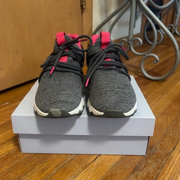 SOREL Grey Womens Sneakers Size 10 - Picture 3 of 11